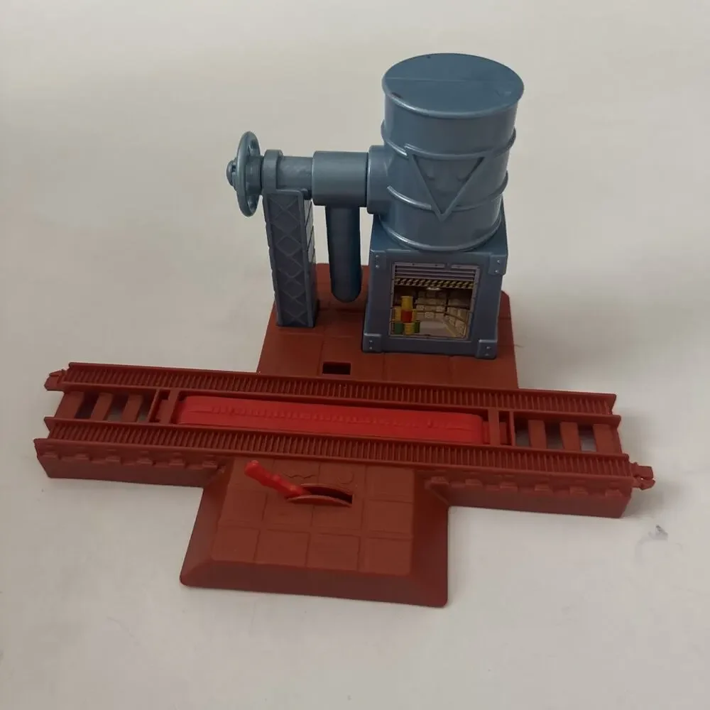 Thomas & Friends Trackmaster Sodor Post Mail Sorting Water Tower Building LOT